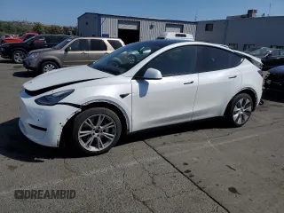 2021 Tesla Model Y Long Range z VIN 5YJYGDEE9MF213739, wystawiony jako Copart lot #60255255 z przebiegiem 52 104 mil mil oraz Szkoda całkowita • Salvage title. Historia ofert i sprzedaży dostępna na DreamBid. Obrazek 1.