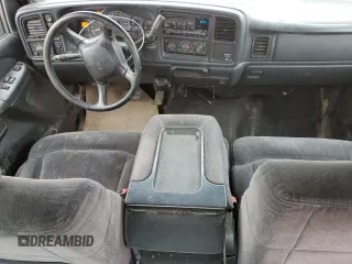 2001 Chevrolet Silverado 1500 LS with VIN 1GCEK19T51E153223, listed as a Copart auction lot 52352725 with 148,608 mi miles and Salvage Title. Bid and sale history available at carsss.com. Image 8.