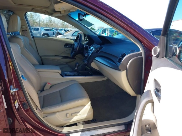 2013 Acura RDX Tech Pkg with VIN 5J8TB3H50DL010834, listed as a IAAI auction lot 41390126 with 167,332 mi miles. Bid and sale history available at carsss.com. Image 5.