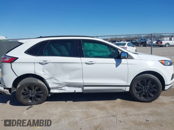 2022 Ford Edge SE z VIN 2FMPK4G96NBA40332, wystawiony jako IAAI lot #41730121 z przebiegiem 85 459 mil mil oraz . Historia ofert i sprzedaży dostępna na DreamBid. Obrazek 14.