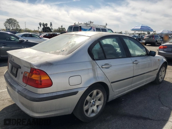 2002 BMW 3 Series 325i with VIN WBAEV33402KL76354, listed as a Copart auction lot 48049005 with 75,532 mi miles and Salvage Title. Bid and sale history available at carsss.com. Image 3.