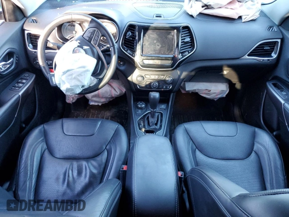 2019 Jeep Cherokee Limited with VIN 1C4PJMDX5KD378000, listed as a Copart auction lot 82141464 with 48,035 mi miles and Salvage Title. Bid and sale history available at DreamBid. Image 8.