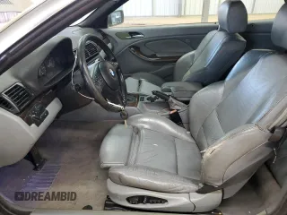 2004 BMW 3 Series 325Ci with VIN WBABW33434PL33682, listed as a Copart auction lot 86275284 with 135,699 mi miles and Salvage Title. Bid and sale history available at carsss.com. Image 7.