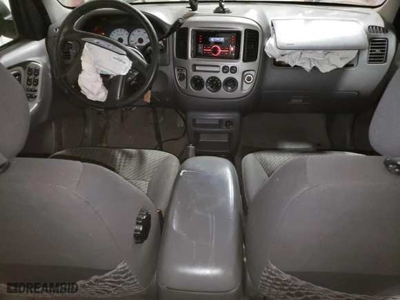 2003 Ford Escape XLT Popular 2 with VIN 1FMYU93183KA09064, listed as a Copart auction lot 54366325 with 214,531 mi miles and Non Repairable. Bid and sale history available at carsss.com. Image 8.