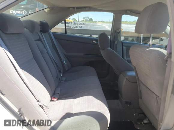 2006 Toyota Camry STD z VIN 4T1BE32K66U660454, wystawiony jako Copart lot #59991605 z przebiegiem 321 820 mil mil oraz Czysty tytuł • Clean title. Historia ofert i sprzedaży dostępna na DreamBid. Obrazek 10.