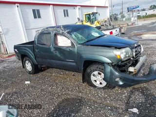 2009 Toyota Tacoma z VIN 3TMLU42N69M021561, wystawiony jako IAAI lot #42226425 z przebiegiem 175 996 mil mil oraz . Historia ofert i sprzedaży dostępna na DreamBid. Obrazek 1.