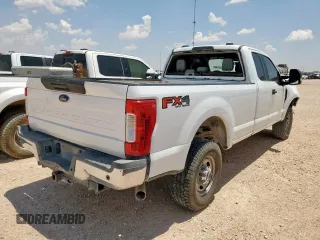 2021 Ford F-350 с VIN 1FD8X3B63MED00301, выставлен на аукционе Copart как лот 57271605 с пробегом Не указан миль и Списание • Salvage title. История ставок и продаж доступна на DreamBid. Изображение 3.