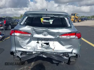 2024 Toyota Corolla Cross L with VIN 7MUAAAAG2RV116884, listed as a IAAI auction lot 42288475 with 10,539 mi miles and . Bid and sale history available at DreamBid. Image 16.
