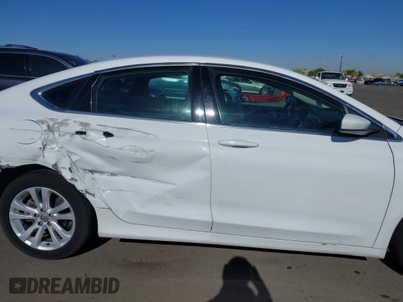 2015 Chrysler 200 Limited z VIN 1C3CCCAB7FN752316, wystawiony jako IAAI lot #42105851 z przebiegiem 126 185 mil mil oraz . Historia ofert i sprzedaży dostępna na DreamBid. Obrazek 13.