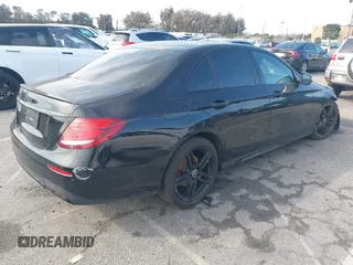 2019 Mercedes-Benz E-Class E 300 with VIN WDDZF4JB0KA600484, listed as a IAAI auction lot 41806241 with 43,038 mi miles. Bid and sale history available at carsss.com. Image 4.