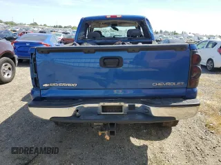 2004 Chevrolet Silverado 1500 Z71 with VIN 2GCEK19TX41205662, listed as a Copart auction lot 54755345 with 228,902 mi miles and Salvage Title. Bid and sale history available at DreamBid. Image 6.
