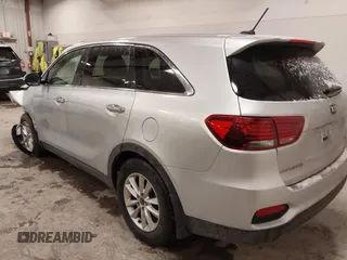 2020 Kia Sorento LX with VIN 5XYPG4A31LG623295, listed as a IAAI auction lot 41307405 with 48,063 mi miles. Bid and sale history available at carsss.com. Image 3.