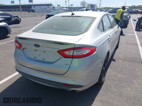 2016 Ford Fusion SE with VIN 3FA6P0H77GR125519, listed as a IAAI auction lot 42151384 with 248,933 mi miles and . Bid and sale history available at carsss.com. Image 4.