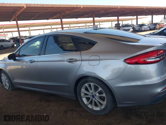 2020 Ford Fusion SE с VIN 3FA6P0HD6LR226325, выставлен на аукционе IAAI как лот 42301302 с пробегом 98 189 миль миль и . История ставок и продаж доступна на DreamBid. Изображение 14.