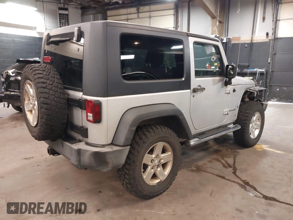 2008 Jeep Wrangler Rubicon с VIN 1J8GA64198L512120, выставлен на аукционе IAAI как лот 42091137 с пробегом 51 178 миль миль и . История ставок и продаж доступна на DreamBid. Изображение 4.