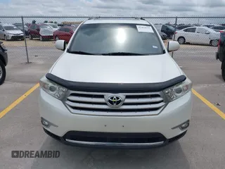 2011 Toyota Highlander Limited with VIN 5TDYK3EH6BS048213, listed as a IAAI auction lot 42454713 with 228,094 mi miles and . Bid and sale history available at DreamBid. Image 12.