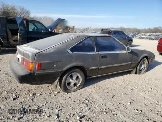 1982 Toyota Supra z VIN JT2MA67LXC0032341, wystawiony jako Copart lot #49951115 z przebiegiem 76 389 mil mil oraz Czysty tytuł • Clean title. Historia ofert i sprzedaży dostępna na DreamBid. Obrazek 3.