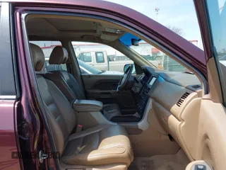 2008 Honda Pilot EX-L z VIN 5FNYF18788B017120, wystawiony jako IAAI lot #42053938 z przebiegiem 150 595 mil mil oraz . Historia ofert i sprzedaży dostępna na DreamBid. Obrazek 5.