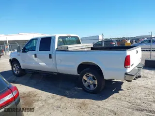 2006 Ford Super Duty F-250 XL with VIN 1FTSW21P36ED38938, listed as a IAAI auction lot 41835792 with 202,794 mi miles. Bid and sale history available at carsss.com. Image 14.