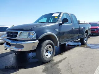 1998 Ford F-150 z VIN 1FTZX18W1WNB51510, wystawiony jako IAAI lot #41725588 z przebiegiem 223 158 mil mil oraz . Historia ofert i sprzedaży dostępna na DreamBid. Obrazek 17.