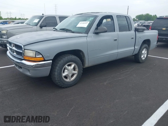 2000 Dodge Dakota Sport with VIN 1B7GL2ANXYS684051, listed as a IAAI auction lot 42108965 with Not Provided miles. Bid and sale history available at carsss.com. Image 2.