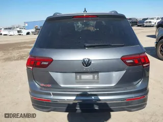 2022 Volkswagen Tiguan S with VIN 3VV1B7AXXNM164123, listed as a IAAI auction lot 41359724 with 18,721 mi miles. Bid and sale history available at carsss.com. Image 17.
