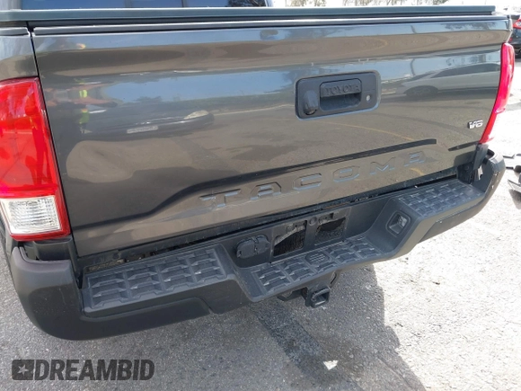 2017 Toyota Tacoma SR5 with VIN 3TMAZ5CN7HM036078, listed as a IAAI auction lot 41698163 with 91,376 mi miles. Bid and sale history available at carsss.com. Image 6.