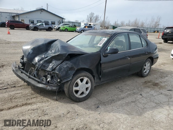 1998 Nissan Altima XE with VIN 1N4DL01D2WC250735, listed as a Copart auction lot 49623935 with 161,905 mi miles and Salvage Title. Bid and sale history available at carsss.com. Image 1.