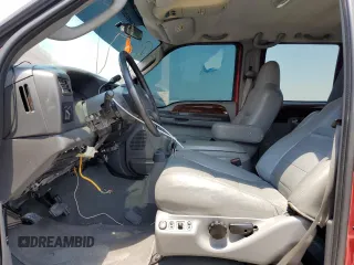 2003 Ford F-250 XL z VIN 1FTNW20P53ED11296, wystawiony jako Copart lot #66673644 z przebiegiem 114 581 mil mil oraz Szkoda całkowita • Salvage title. Historia ofert i sprzedaży dostępna na DreamBid. Obrazek 7.