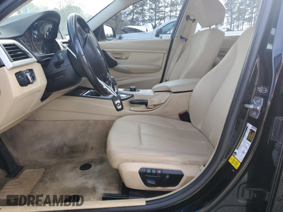2013 BMW 3 Series 320i with VIN WBA3B1C54DK128124, listed as a Copart auction lot 45361195 with 122,984 mi miles and Salvage Title. Bid and sale history available at carsss.com. Image 7.