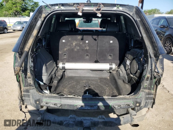 2017 Jeep Grand Cherokee Trailhawk with VIN 1C4RJFLG3HC881805, listed as a Copart auction lot 56471445 with 122,843 mi miles and Salvage title. Bid and sale history available at DreamBid. Image 6.