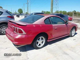 1998 Ford Mustang GT z VIN 1FAFP42X1WF191978, wystawiony jako IAAI lot #41835365 z przebiegiem 116 944 mil mil oraz . Historia ofert i sprzedaży dostępna na DreamBid. Obrazek 4.