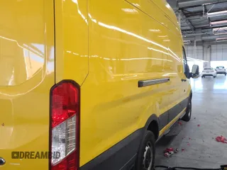 2019 Ford Transit z VIN 1FTYR3XM3KKA38669, wystawiony jako IAAI lot #42619599 z przebiegiem 135 929 mil mil oraz . Historia ofert i sprzedaży dostępna na DreamBid. Obrazek 31.
