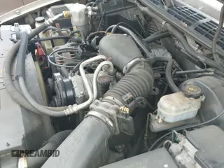 1998 Chevrolet Blazer LS with VIN 1GNCS13WXW2292015, listed as a IAAI auction lot 42792035 with 245,572 mi miles and . Bid and sale history available at DreamBid. Image 12.