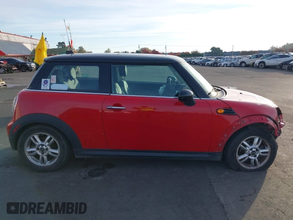 2012 MINI Hardtop with VIN WMWSU3C55CT257760, listed as a IAAI auction lot 40817805 with 63,973 mi miles and . Bid and sale history available at DreamBid. Image 14.