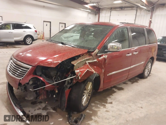 2015 Chrysler Town & Country Touring L with VIN 2C4RC1CG8FR525304, listed as a IAAI auction lot 41829438 with 125,587 mi miles and . Bid and sale history available at DreamBid. Image 17.