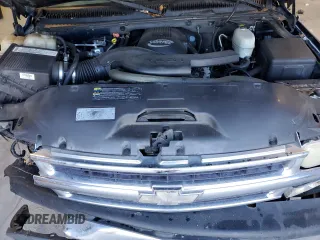 2004 Chevrolet Suburban LS with VIN 1GNEC16Z04J269261, listed as a Copart auction lot 46667485 with 180,923 mi miles and Salvage Title. Bid and sale history available at carsss.com. Image 13.