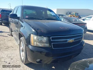 2009 Chevrolet Avalanche LT w/2LT with VIN 3GNEC22009G198925, listed as a IAAI auction lot 41730276 with 159,417 mi miles. Bid and sale history available at carsss.com. Image 12.
