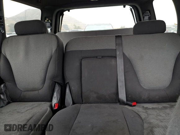 2001 Ford Expedition XLT z VIN 1FMRU15W31LB70007, wystawiony jako Copart lot #43296465 z przebiegiem 192 800 mil mil oraz Nie do naprawy • Non repairable. Historia ofert i sprzedaży dostępna na DreamBid. Obrazek 10.
