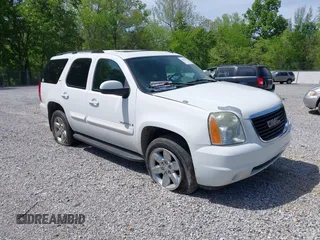 2007 GMC Yukon SLT with VIN 1GKFK13007R321617, listed as a IAAI auction lot 41907124 with 325,764 mi miles. Bid and sale history available at carsss.com. Image 1.