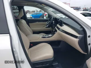 2025 Infiniti QX60 Sensory with VIN 5N1AL1GS6SC330036, listed as a IAAI auction lot 42193990 with 5,403 mi miles and . Bid and sale history available at DreamBid. Image 5.