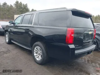 2020 Chevrolet Suburban LT with VIN 1GNSKHKC4LR234268, listed as a IAAI auction lot 41701431 with 33,152 mi miles. Bid and sale history available at carsss.com. Image 3.
