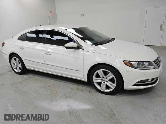 2013 Volkswagen CC Sport with VIN WVWBP7AN6DE562209, listed as a Copart auction lot 46817635 with 160,039 mi miles and Clean Title. Bid and sale history available at carsss.com. Image 4.