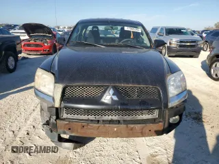 2007 Mitsubishi Raider LS z VIN 1Z7HC22K97S162894, wystawiony jako Copart lot #77906394 z przebiegiem Nie podano mil oraz Nie do naprawy • Non repairable. Historia ofert i sprzedaży dostępna na DreamBid. Obrazek 5.