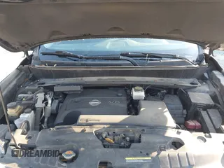 2016 Nissan Pathfinder Platinum with VIN 5N1AR2MN6GC642609, listed as a IAAI auction lot 41993008 with 204,435 mi miles. Bid and sale history available at carsss.com. Image 10.
