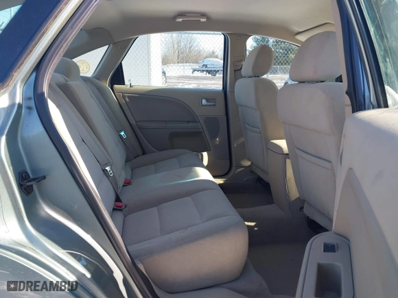 2006 Ford Five Hundred SE with VIN 1FAFP23146G119696, listed as a IAAI auction lot 41599381 with 184,040 mi miles. Bid and sale history available at carsss.com. Image 8.