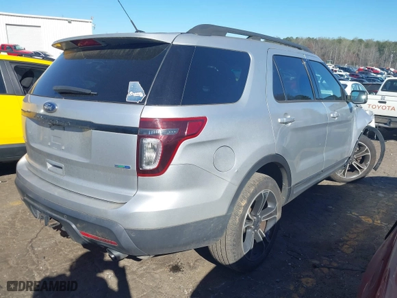 2015 Ford Explorer Sport with VIN 1FM5K8GT5FGB21603, listed as a IAAI auction lot 41816695 with 138,172 mi miles. Bid and sale history available at carsss.com. Image 4.