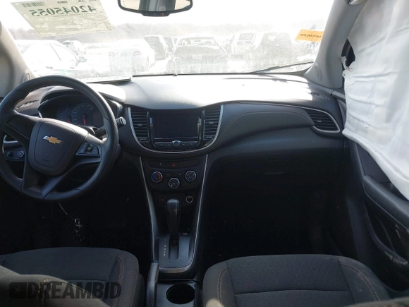 2018 Chevrolet Trax LS with VIN KL7CJNSB6JB510894, listed as a IAAI auction lot 42045055 with 118,647 mi miles. Bid and sale history available at carsss.com. Image 5.