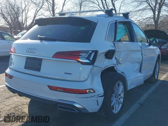 2023 Audi Q5 S line Premium with VIN WA1GAAFY1P2017705, listed as a IAAI auction lot 41747421 with 14,966 mi miles. Bid and sale history available at carsss.com. Image 4.