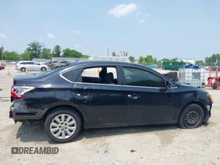 2017 Nissan Sentra SR z VIN 3N1AB7AP2HY310075, wystawiony jako IAAI lot #42414515 z przebiegiem Nie podano mil oraz . Historia ofert i sprzedaży dostępna na DreamBid. Obrazek 14.